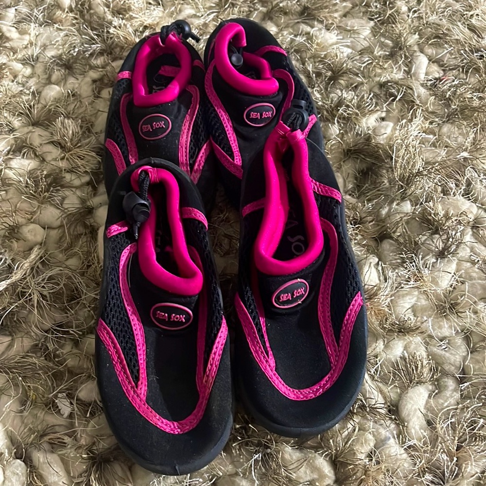 Water shoes for girls size 12